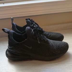 Nike Women’s Air Max 270 sneakers